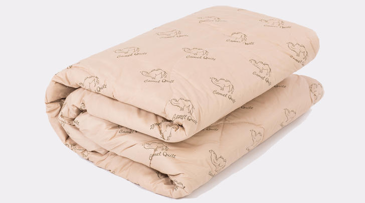 стеганое одеяло из верблюжьей шерсти